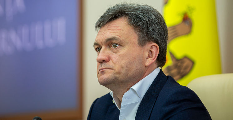 Речан граждан голосовать на выборах в Европарламент.