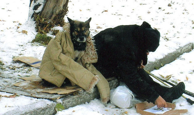 Бездомные получат ночной приют с едой и психологом.