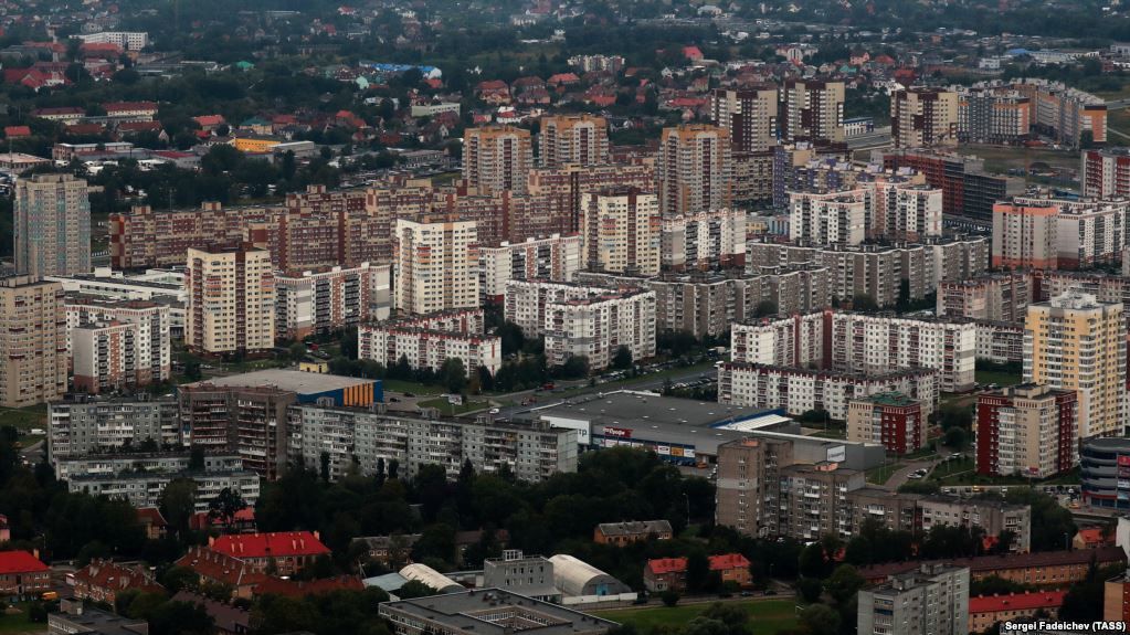 Un cotidian rus, percheziționat de forțe de poliție, iar ziariștii interogați timp de cinci ore