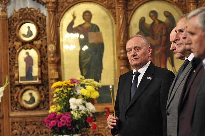 Președintele Republicii Moldova, Nicolae Timofti, a participat ieri la slujba religioasă oficiată de un sobor de preoți.
