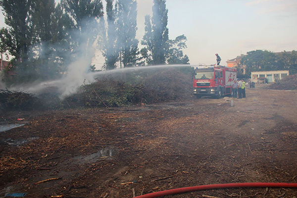 Incendiu izbucnit dimineața la Stadionul Republican, lichidat
