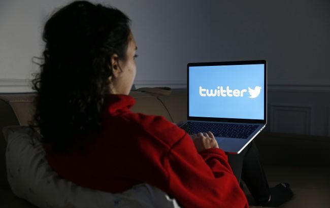 Twitter запустил функцию автоматических субтитров к новым видео.