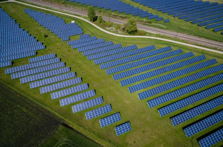 Moldelectrica a activat servicii de echilibrare furnizate de centrale fotovoltaice cu stocare.