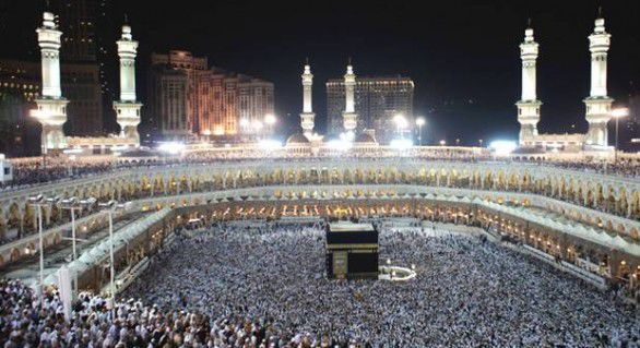 În anul 2006, o busculadă produsă în timpul Hajj-ului s-a soldat cu moartea a circa 350 de pelerini.