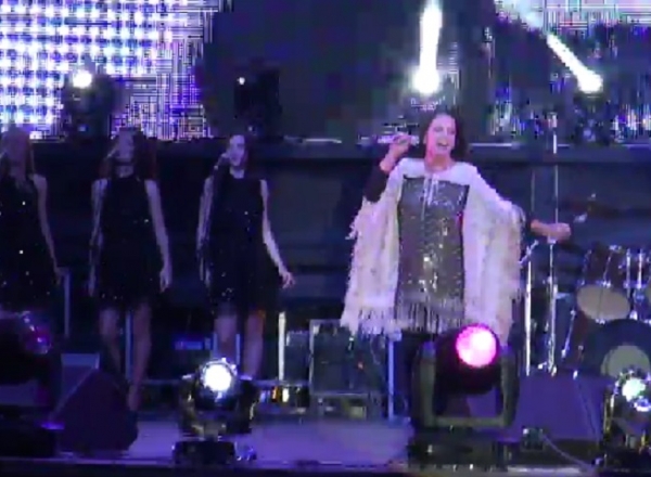 Dupa ce a sustinut concerte in mai multe raioane din tara, interpreta Sofia Rotaru a ajuns si la Chisinau.
