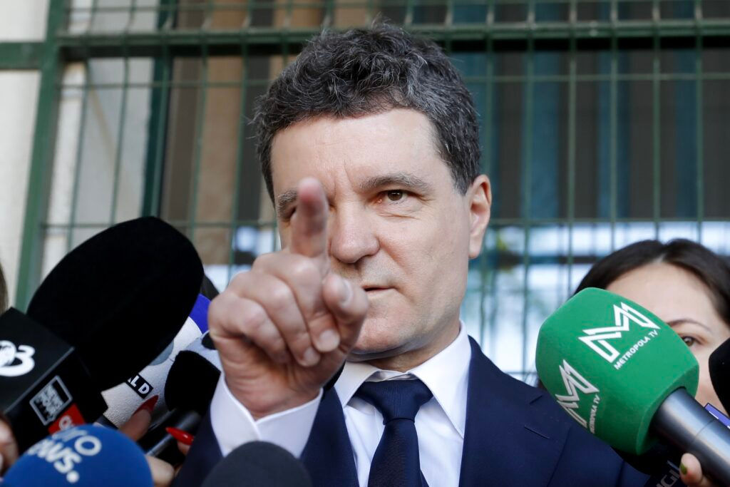 Никушор Дан о грузовике с боеприпасами: Румынское государство здесь сработало.