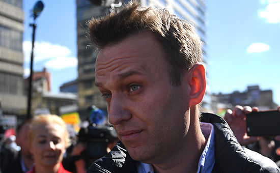 Алексей Навальный задержан в подъезде собственного дома. 