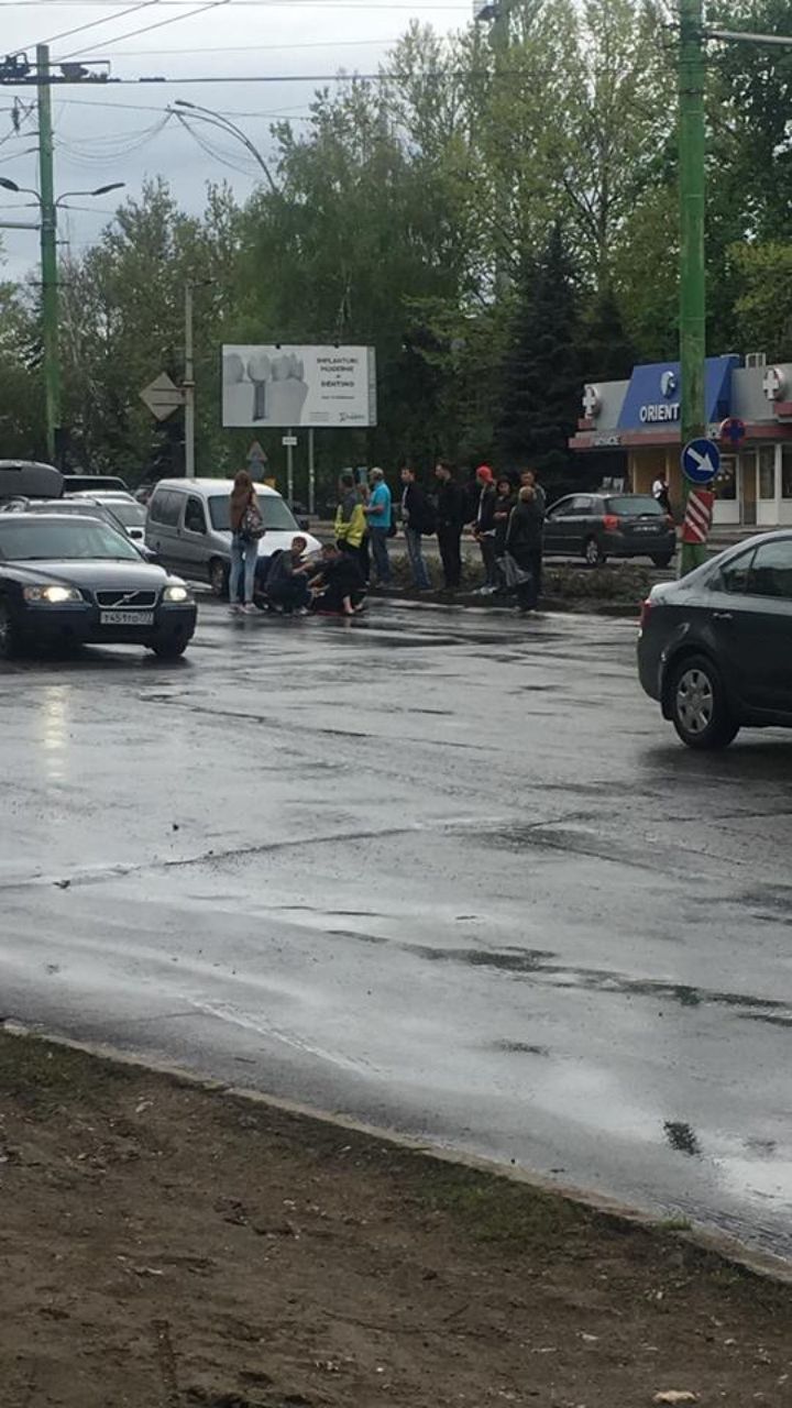 Подробности наезда на пешехода на Ботанике: пострадала молодая женщина.