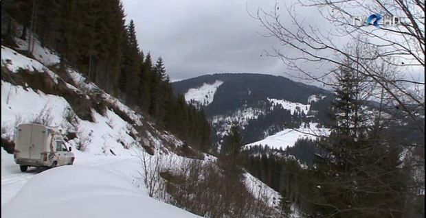 Toate traseele turistice din masivele Bucegi și Ciucaș au fost închise din cauza zăpezii. Foto: tvr.ro