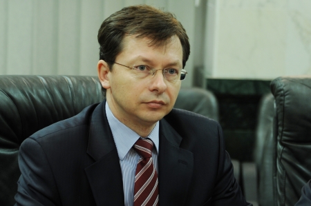 Вячеслав Негруца отреагировал на обвинения председателя ЛП Михая Гимпу в превышении служебных полномочий.