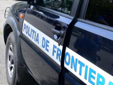 Cei trei străini au declarat grănicerilor că au sosit în localitatea Hănăseni cu un autocar de rută