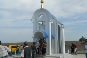 В селе Казаклия чадыр-лунгского района 30 сентября была открыта мемориальная часовня-обелиск в память о жертвах голода 1946-1947 годов.