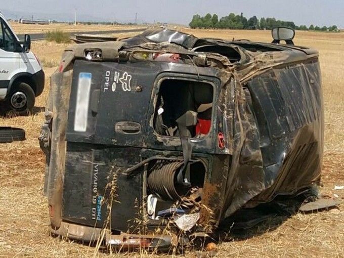 8 români, implicați într-un accident în Spania.