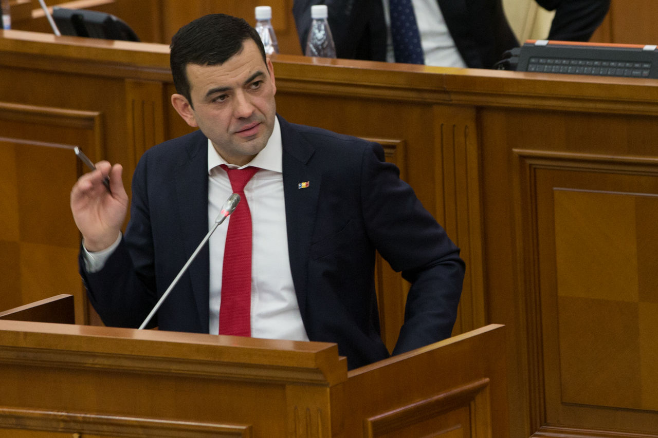 Raportul ministrului Economiei și Infrastructurii, Chiril Gaburici, prezentat în Parlament.