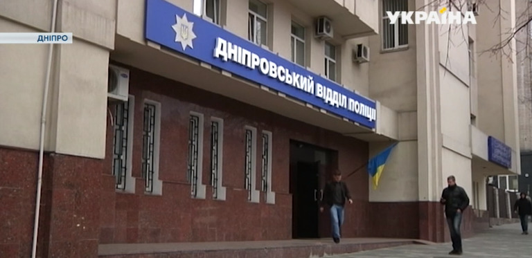 Руками несовершеннолетних обчистили две квартиры.