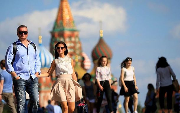 Более половины граждан Российской Федерации негативно относятся к Украине.