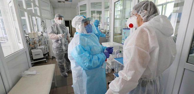 В Украине за сутки подскочило количество больных COVID: 16 235 новых случаев.
