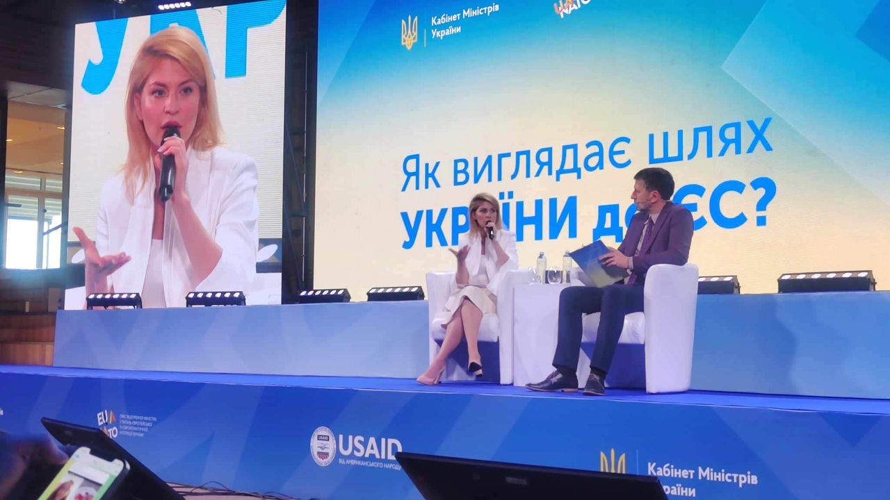Стефанишина: Украина не выполнит на 100% все 7 требований ЕС, но переговоры начнутся.