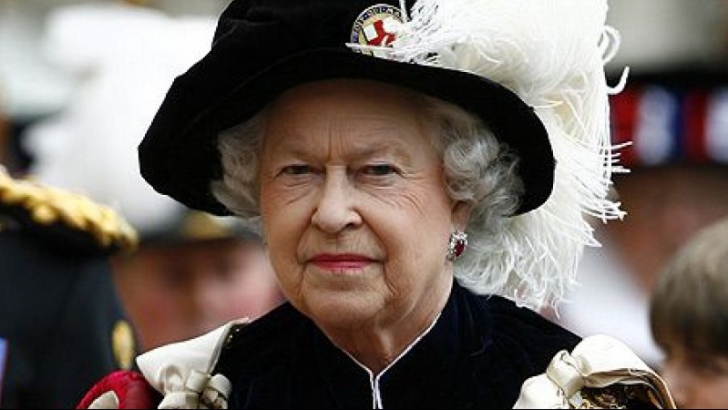 Regina Elizabeth II s-a declarat "tristă" să afle că Margaret Thatcher a murit.