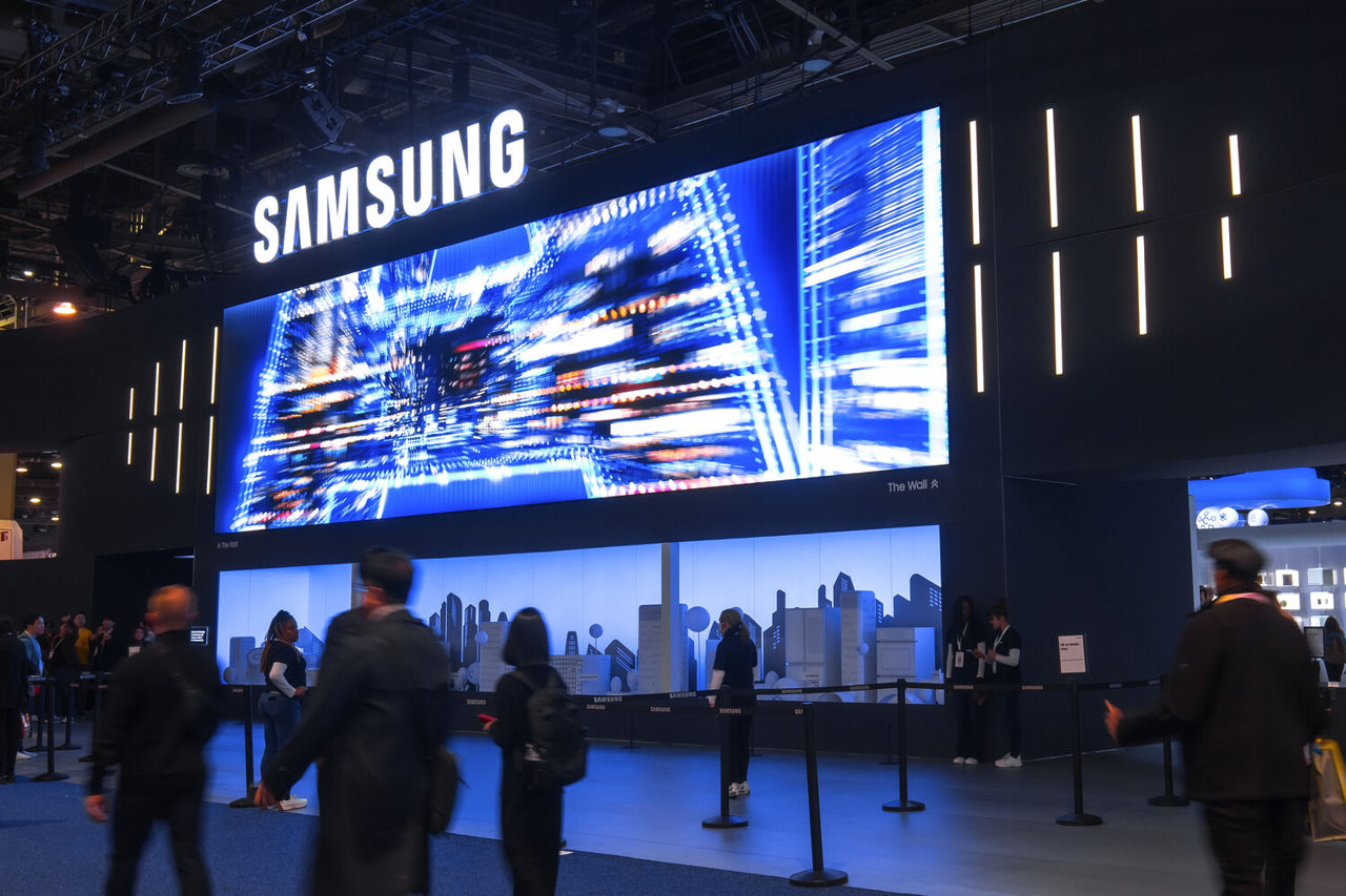 Samsung a anunțat că se retrage parțial din China din cauza concurenței.