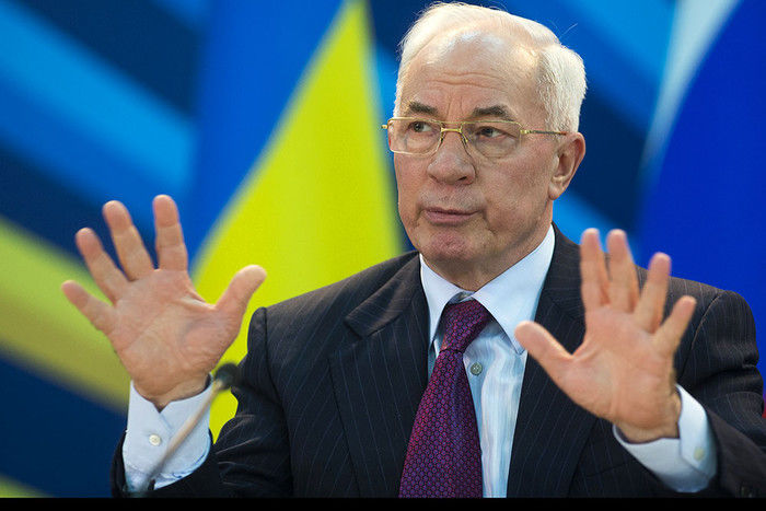 Экс-премьер Украины предрек стране скорую смену власти.