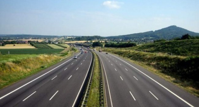 Oamenii de ştiinţă o listează "hipnoza autostrăzii" printre cauzele accidentelor la care nu se observă urme de frânare.