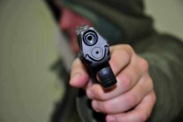Неудачливому грабителю теперь грозит от 2 до 5 лет тюремного заключения. Фото: 100li4ka.ru