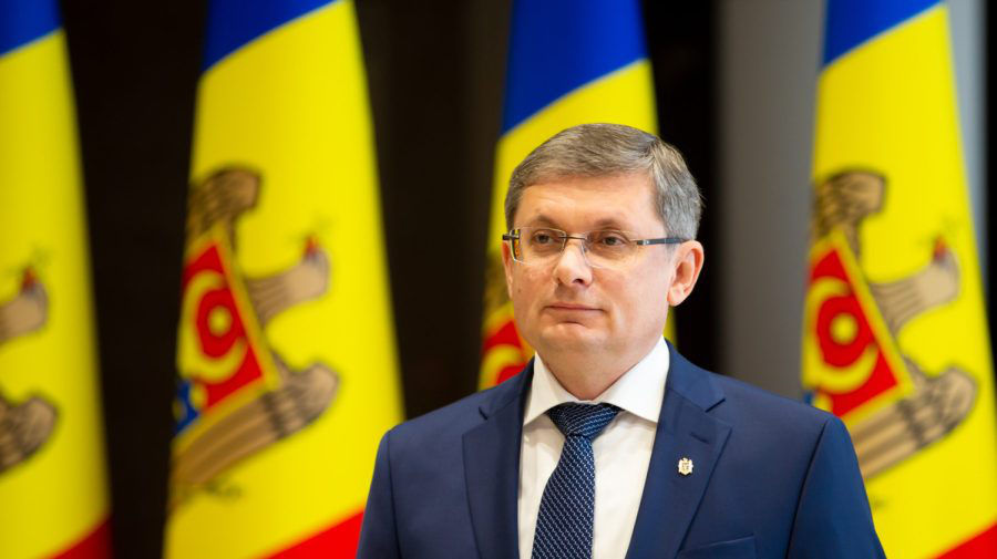 Румынская служба информации подарила Гросу ручку за 11 500 леев.