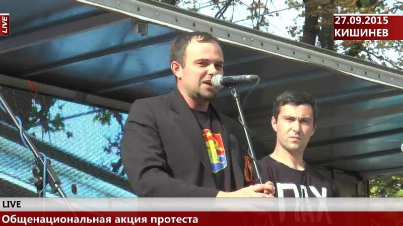Десятки тысяч граждан, принявших участие в крупномасштабной общенациональной акции протеста, потребовали выпустить политзаключенных.