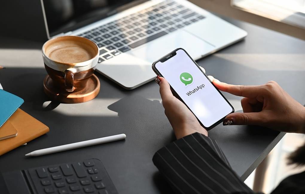 В WhatsApp появилась возможность отправки исчезающих фотографий и видео.