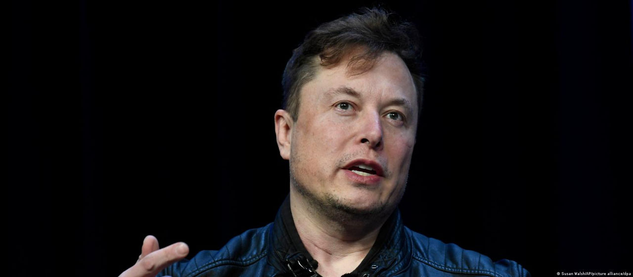 Илон Маск покинет пост генерального директора Twitter.