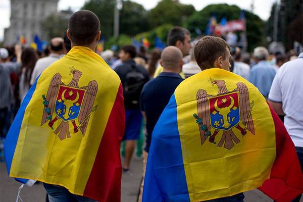 "Непопулярность проевропейских сил - результат политической нестабильности в РМ."