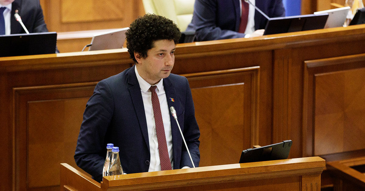 Раду Мариан: Единственные, кто может украсть газ, - это русские.