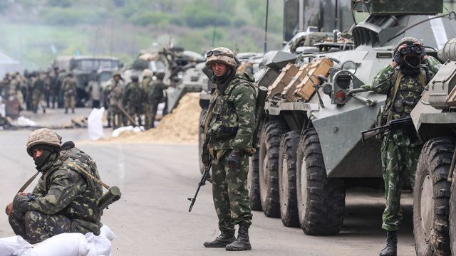 Представители ОБСЕ, Германии и Франции настаивают на том, чтобы Россия руководила созданием демилитаризованной зоны на юго-востоке Украины.