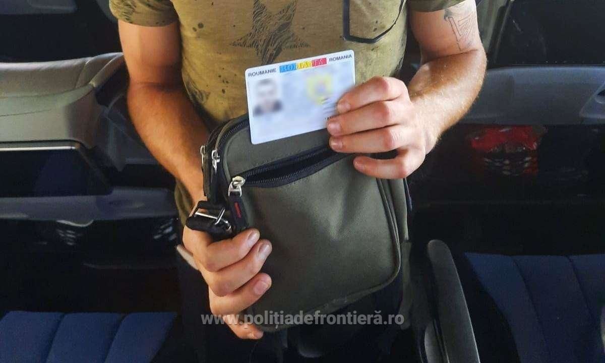 В Румынии на границе у молдаванина изъяли купленный за €300 паспорт.