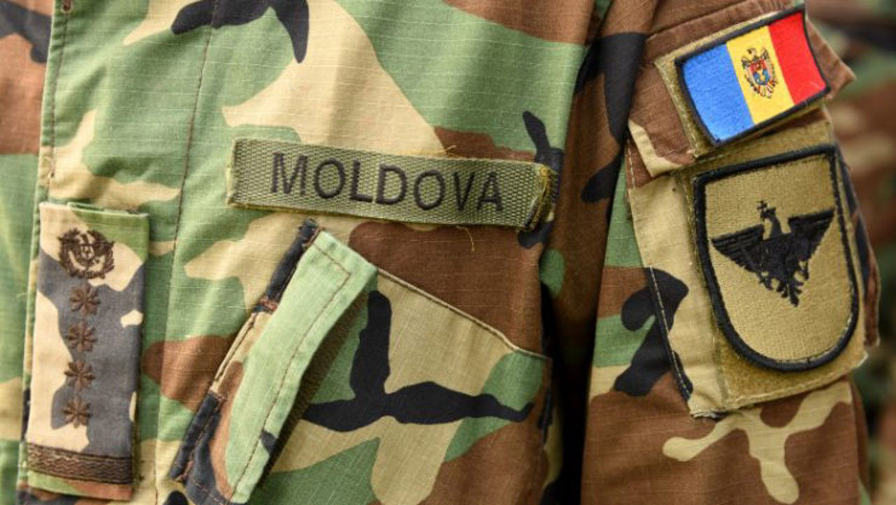 Бутук: Молдова имеет право модернизировать свою армию, это не противоречит Конституции.