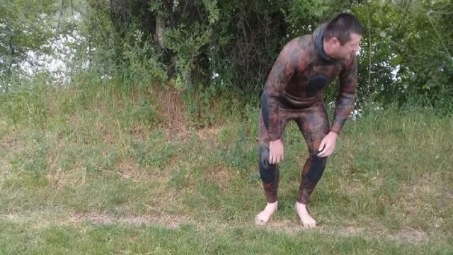 Да Днестре задержали подводного охотника.