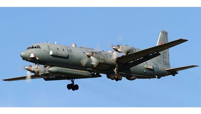 Самолет с экипажем из 14 человек на борту находилась в 35 километрах от побережья Средиземного моря. 