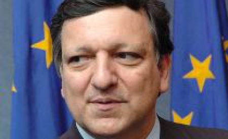 Declaraţia a fost postată pe o reţea de socializare de liderii grupului PPE, aflaţi la o reuniune în Italia