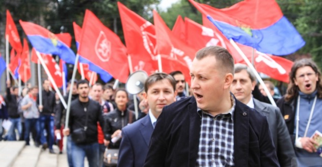 Лидер ПКРМ Владимир Воронин отсутствовал на акции протеста. Коммунисты обещают устраивать подобные манифестации каждый день. Фото: jurnal.md