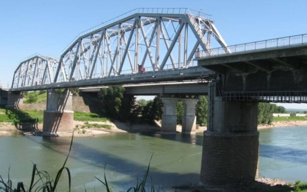 Un băiat de 14 ani, care locuiește în satul Ghișca din apropierea Benderului, a încercat să-și pună capăt zilelor.