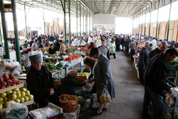 Социально-экономическая ситуация в республике не позволяет на данный момент открыть фирмы, чтобы отказаться от патентов.
