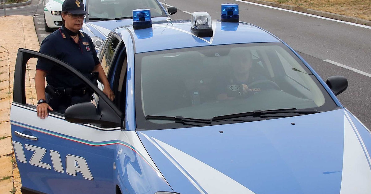 В Италии задержали мужчину с поддельным молдавским паспортом.