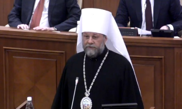 Владыка также призвал депутатов объединить усилия для работы на благо граждан РМ.