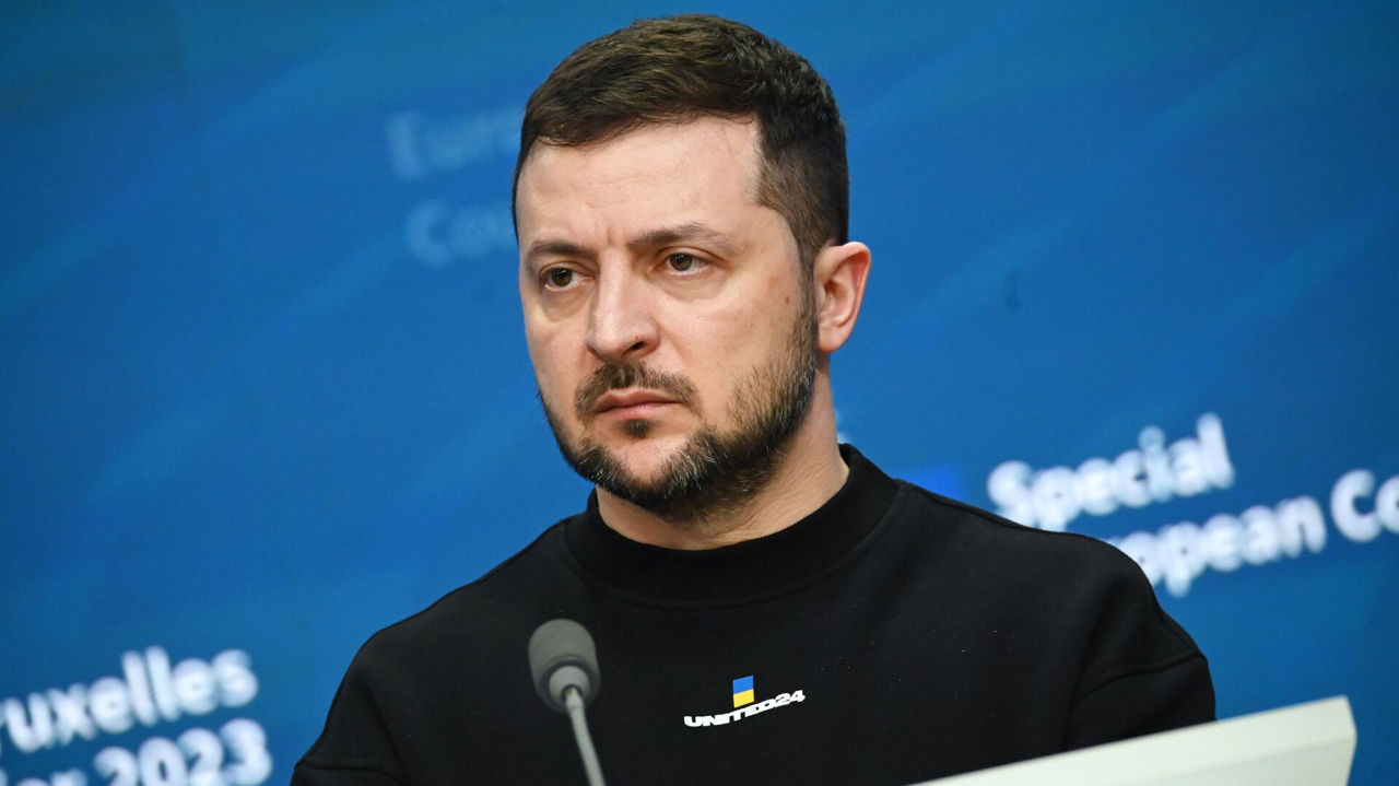 Зеленский о словах Медведева об "уничтожении Украины": Это их нарратив.