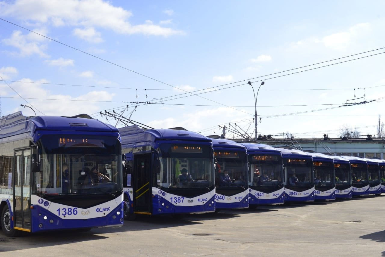 Transportul public din Chișinău va fi gratuit în noaptea Învierii și de Paștele Blajinilor.