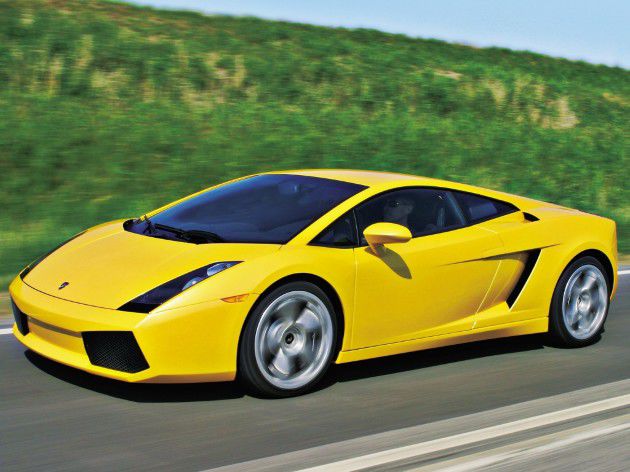 Un simplu șofer de autobuz merge la serviciu cu un Lamborghini Gallardo. Foto: asiatrvl.com