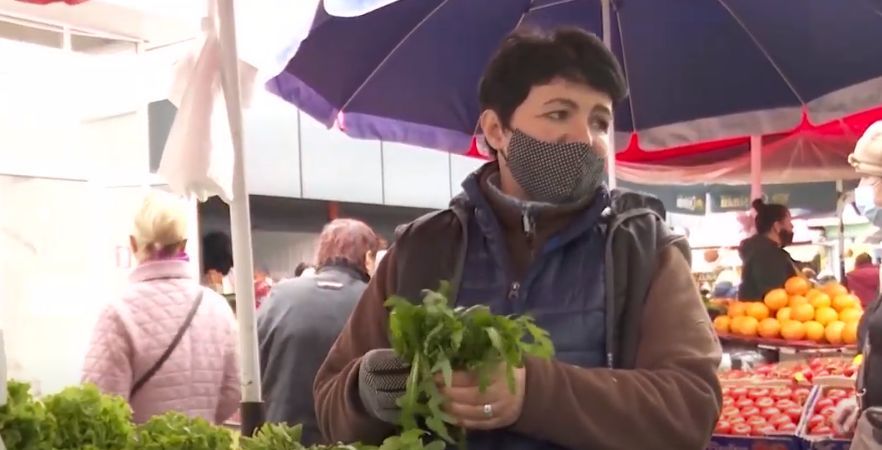 Торговцы требуют продлить график работы Центрального рынка.