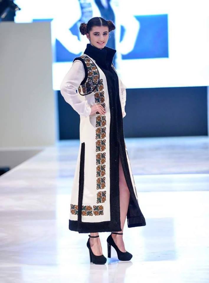 Ea e tânăra care va reprezenta Moldova la competiția de frumusețe World Next Top Model. Foto: FACEBOOK.COM // ANA ROŞCA