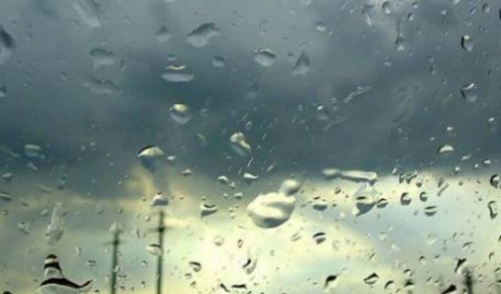Meteorologii anunţă pentru această săptămână cer variabil. Pe arii extinse vor cădea precipitaţii slabe, pe alocuri sub formă mixtă. Noaptea pe drumuri se va forma gheţuş.